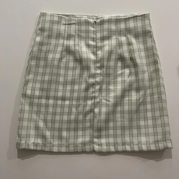 Brandy Melville Pastel Green Plaid Cara Skirt. (Size One Size). - Picture 2 of 2